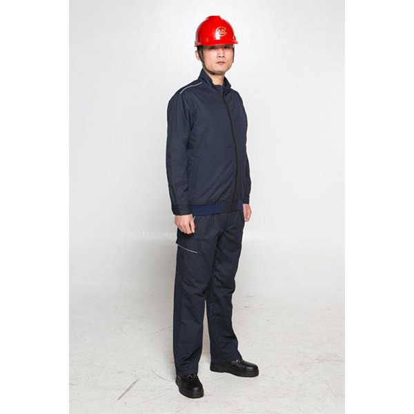 永霏秋季永久性本質(zhì)阻燃防護(hù)服套裝圖片1