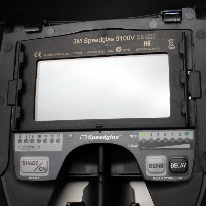 3M9100V自動(dòng)變光電焊面罩圖3